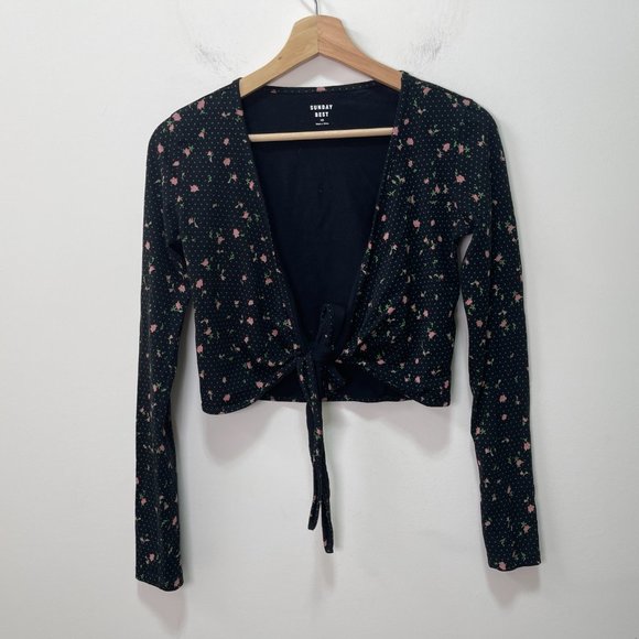 SUNDAY BEST Aritzia Floral Wrap Crop Top sz XS - Picture 5 of 9